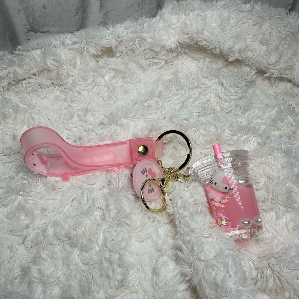 Hello Kitty Pink Bundle Gift Set - Picture 11 of 11